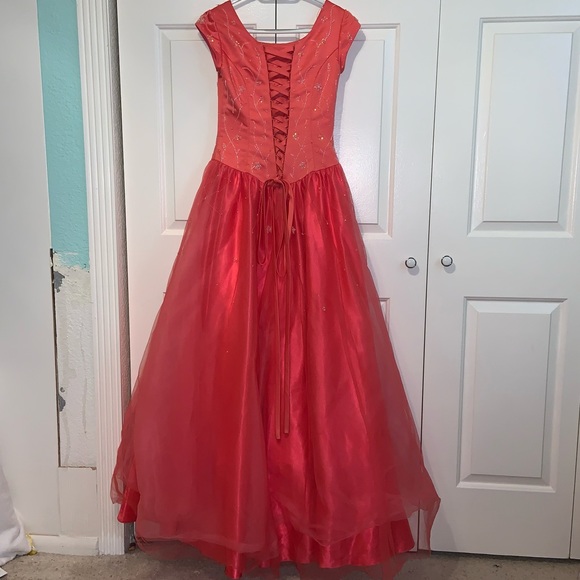 Coral Ballgowns Prom Dress - Picture 4 of 7